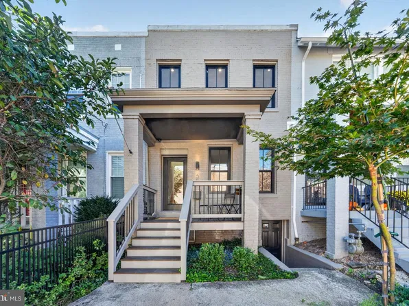 219 Douglas St NE, Washington, DC 20002