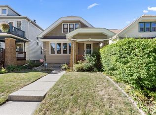 1033 S 75th St, West Allis, WI 53214