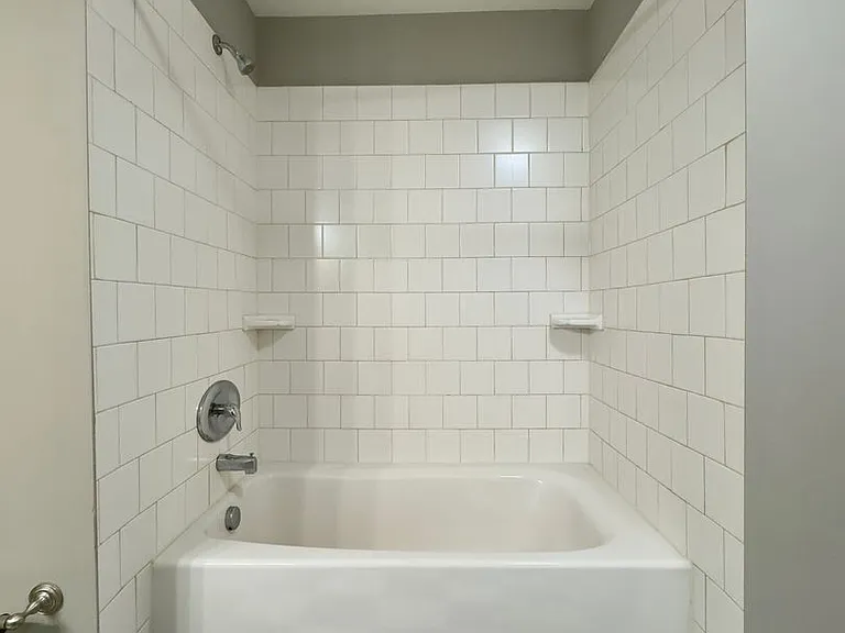 Apartment Units with In-Unit Laundry in Downtown Baltimore, MD! — Photo 37