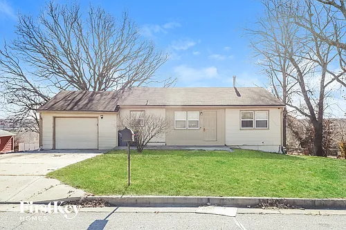 1103 Orchard Ave Photo 1