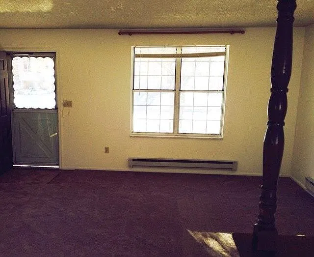 3 bed, 1037 sqft, $2,500 — Photo 3