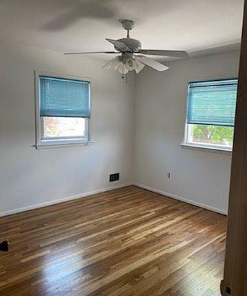 4th image of 420 Doane Ave