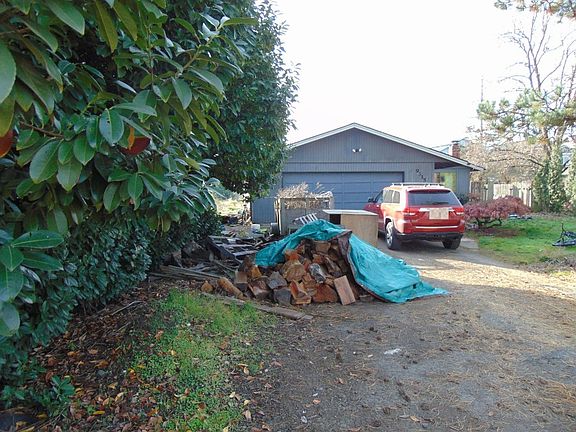 3rd image of 9315 NE 81st Way