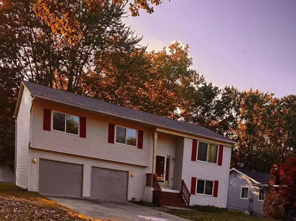 1605 N Hanlon St, Westland, MI 48185