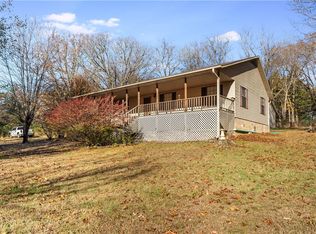 5278 E Bob Lawrence Rd, Springdale, AR 72764