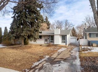 153 Marion Dr, Strathcona County, AB T8A2G9