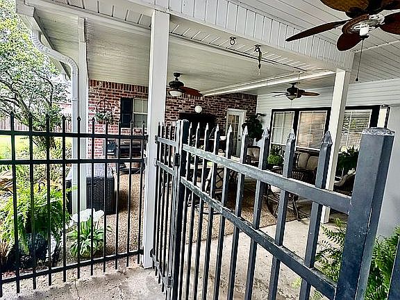5th image of 8089 Darlene Ave