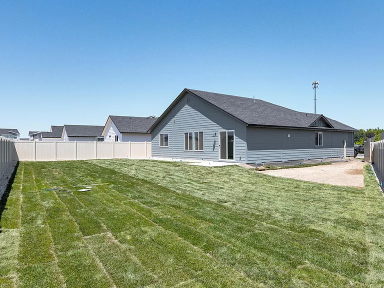 2395 W Opalite Dr — Photo 24
