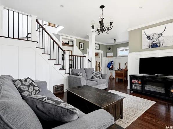 1027 Grafton AVENUE, Moose Jaw, SK S6H 3S2