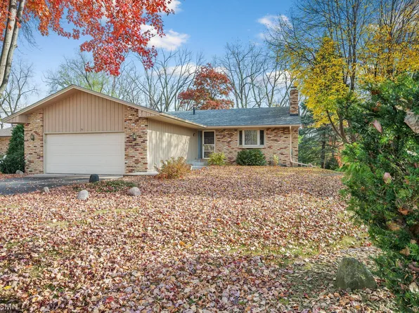 2900 Merrill St, Roseville, MN 55113