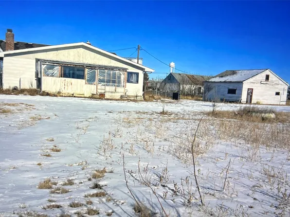 115 Brady St S, Brady, MT 59416