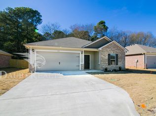 1231 Mission Creek Dr, Longview, TX 75601