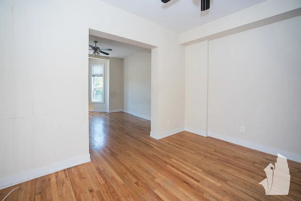 3 bed, 2.5 bath, $5,550 — Photo 1