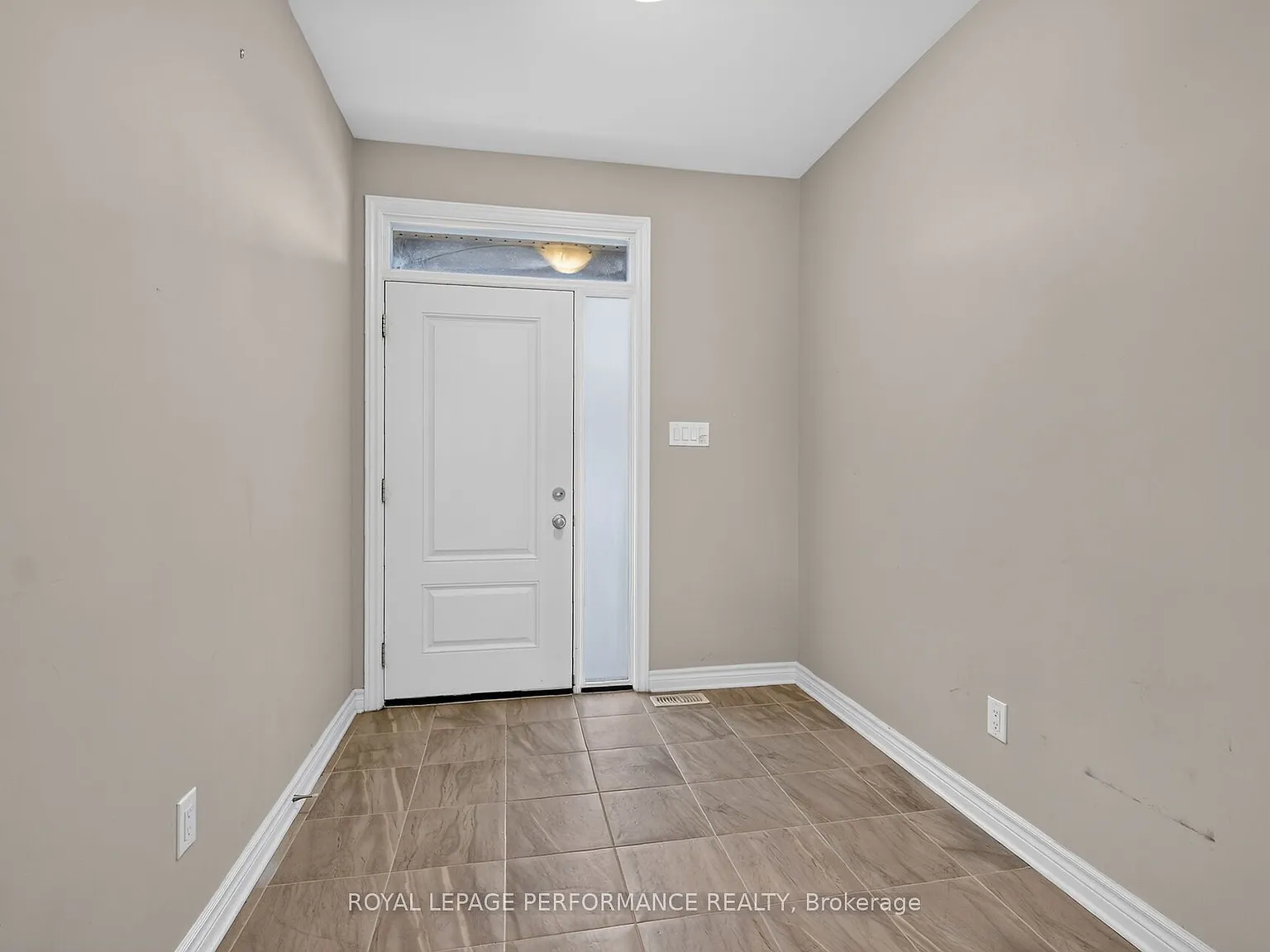3 bed, $2,500 — Photo 4