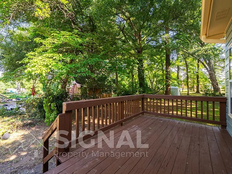 736 Martinwood Rd — Photo 26