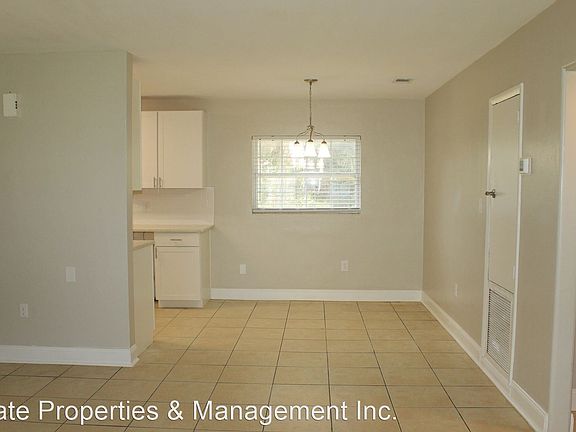 2nd image of 6014 Linneal Beach Dr