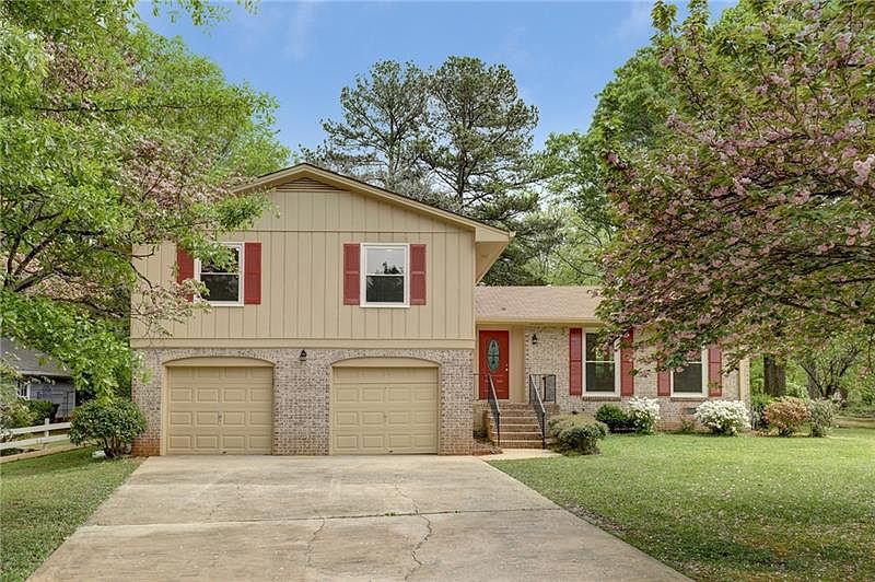 1st image of 2355 Wood Creek Ct