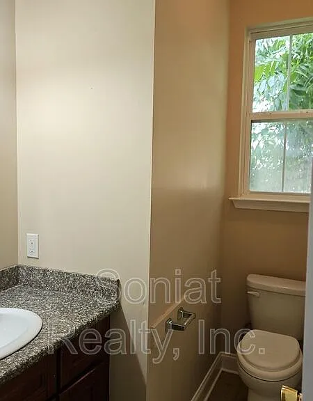 8922 Stroelitz St — Photo 8