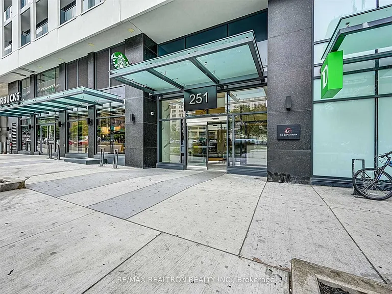 251 Jarvis St #608 — Photo 10