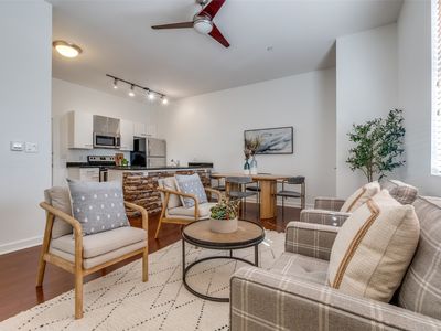 3025 Bryan St APT 3H, Dallas, TX, 75204