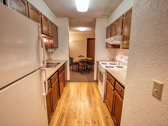 4th image of 412 Wedgewood Dr APT L27