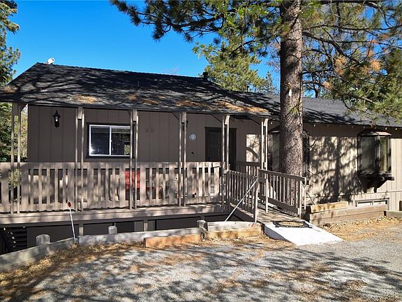3rd image of 1018 Colusa Way