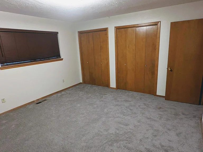 2657 Chateau Dr — Photo 35