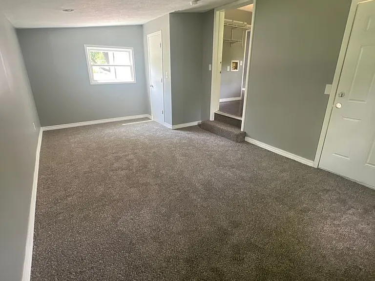 1723 W Webster St — Photo 17