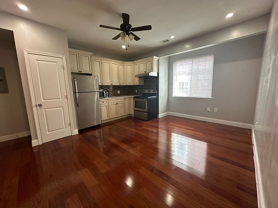 1st image of 1342 Lombard St