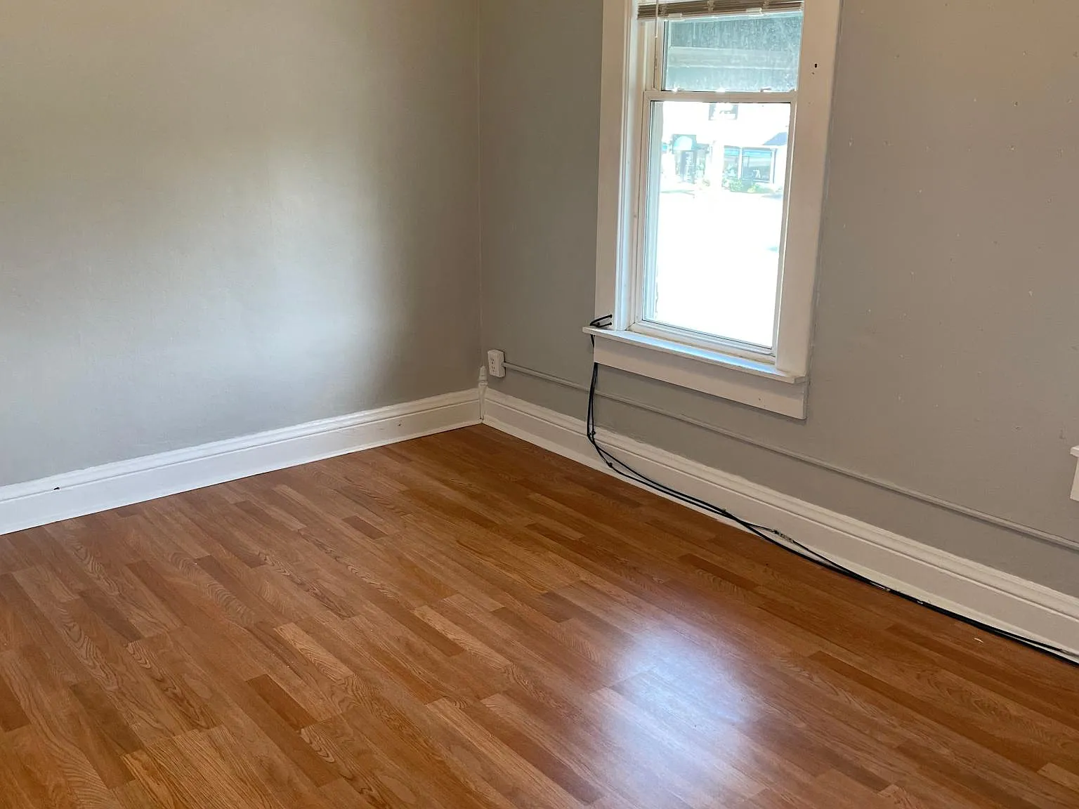 2 bed, 900 sqft, $1,400 — Photo 3