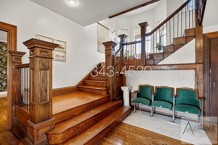 2924 Harrison St — Photo 40