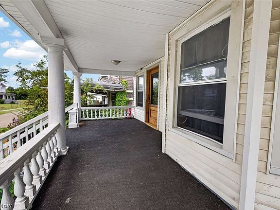 5th image of 1901 Wadena St
