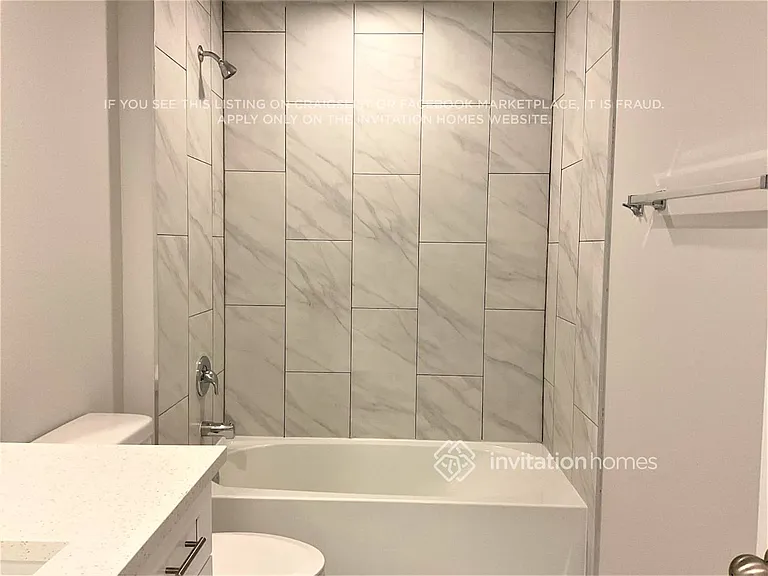 542 Fort Pierce St SW — Photo 11