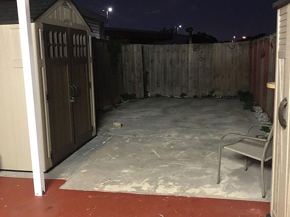 2nd image of 1179 NW 123rd Ct #509