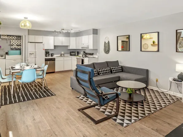 203 Summerwalk Cir #203, Chapel Hill, NC 27517