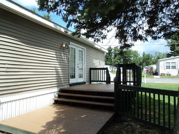 Exterior Image-4-Hallmark 59 D R Village