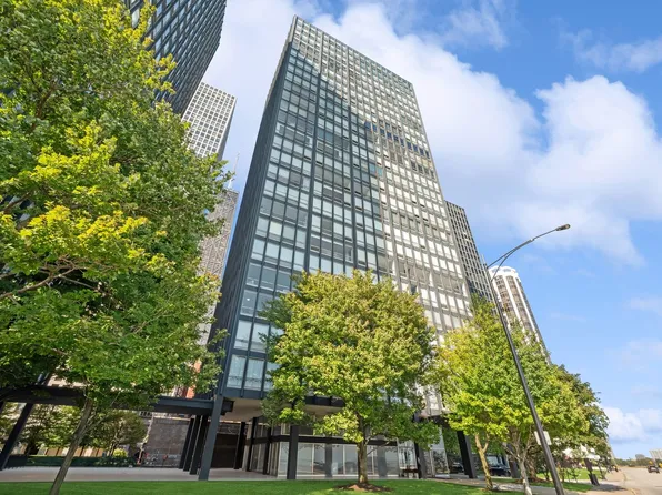 880 N Lake Shore Dr APT 8G, Chicago, IL 60611