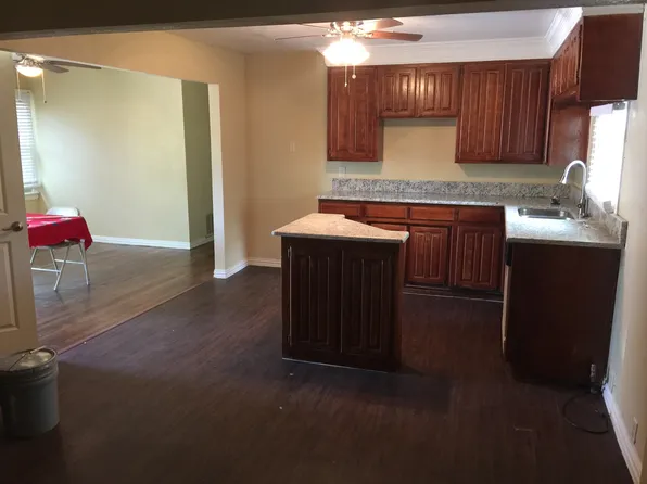 (undisclosed Address), Hurst, TX 76053