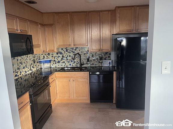 4th image of 1101 Saint Paul St APT 1904