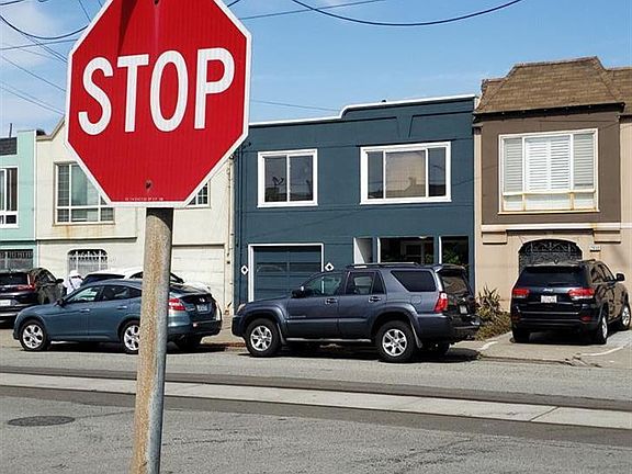 4th image of 2646 47th Ave