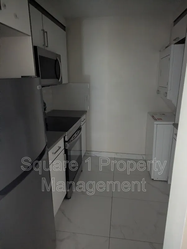 1 bed, 1.0 bath, $1,400 — Photo 1