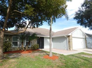 1434 Shell Flower Dr, Brandon, FL 33511