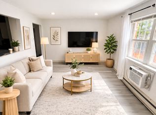 747 Central St #R19, Leominster, MA 01453