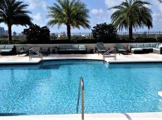 3000 Coral Way APT 707, Miami, FL 33145