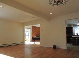 2585 Juniper Ln, Scotch Plains, NJ 07076