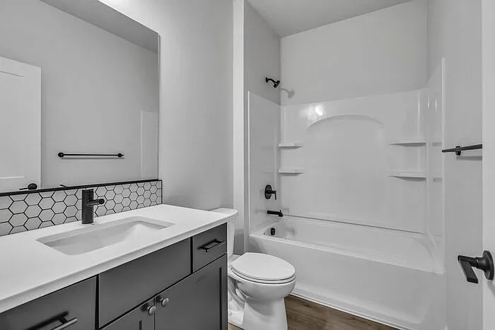 2919 N Phoenix Ln — Photo 14