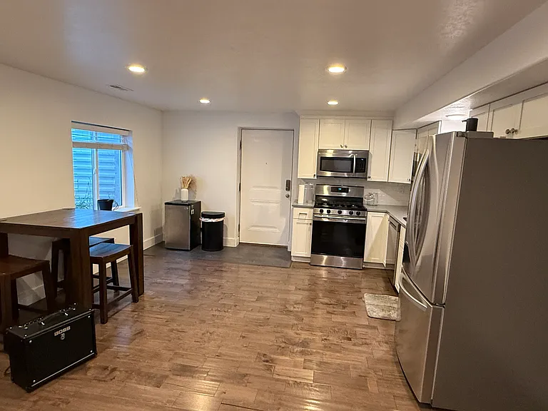 158 E Annual Way — Photo 9