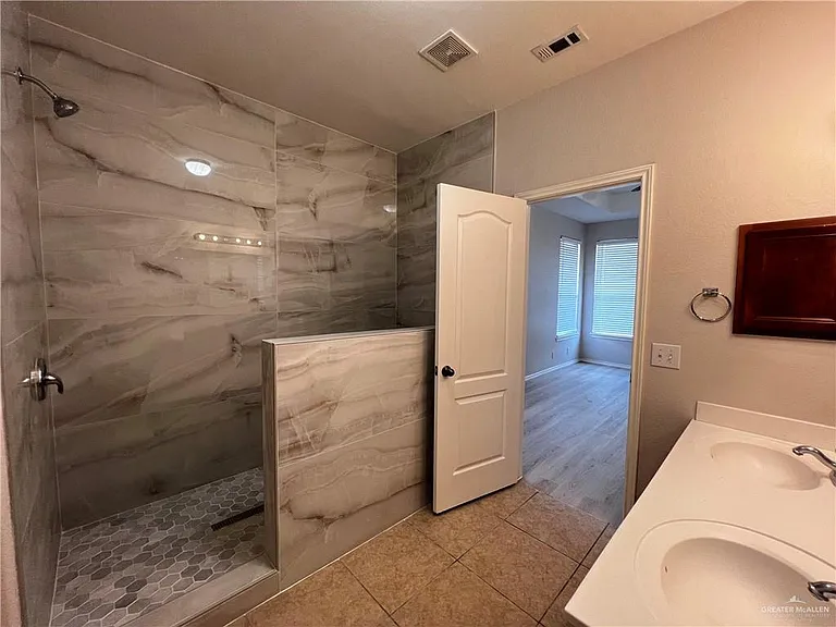 3303 San Sebastian St — Photo 18