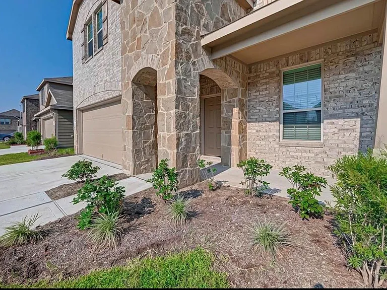 1623 Avocet Way — Photo 2