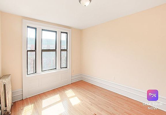 3rd image of 1459 Amsterdam Ave #6A
